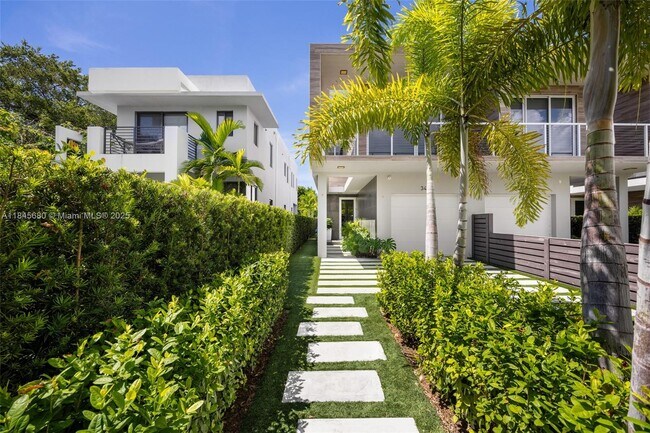 Photo - 3442 Day Ave