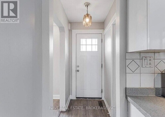 Photo - 19 Westchester Rd