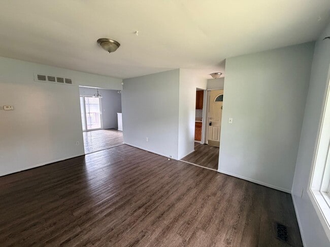 Photo - 30058 Halecreek St