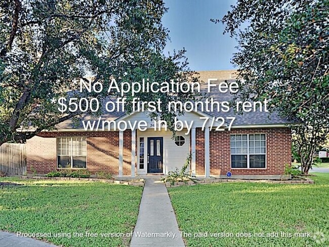 Building Photo - No Application Fee* $500 off first months ... Rental