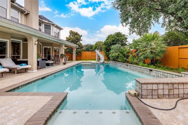Photo - 13911 Royal Springs Ct House