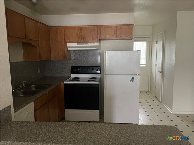 4403 Mattie Dr