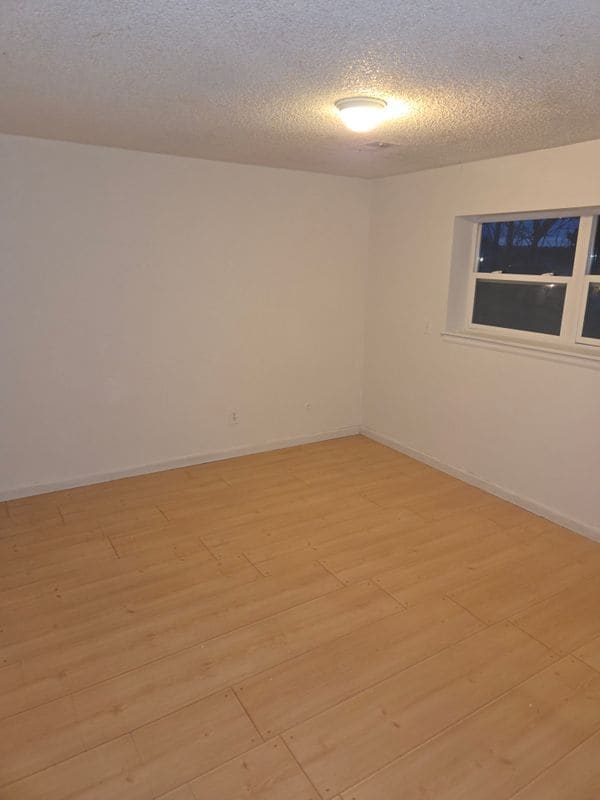 Photo - 1899 S Mobile St
