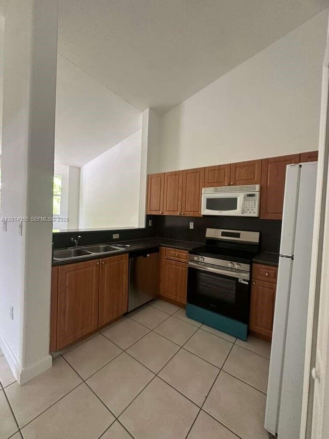 Photo - 2755 SE 16th Ave Unidad 200
