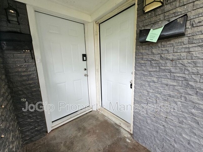 Photo - 6365 Hollis Ave
