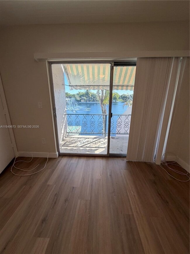 Photo - 7216 Jacaranda Ln