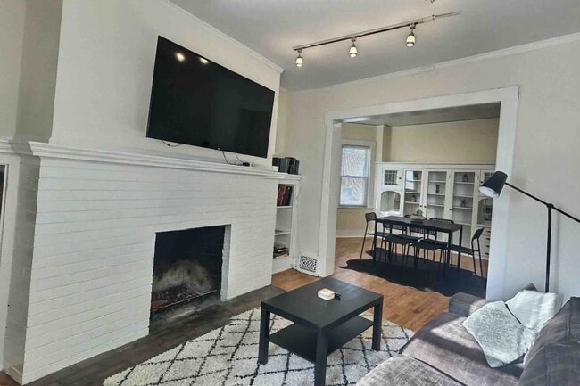 Building Photo - 2586 N Cramer St Unit Lower