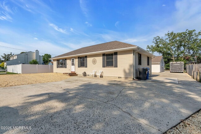 155 Brand Rd