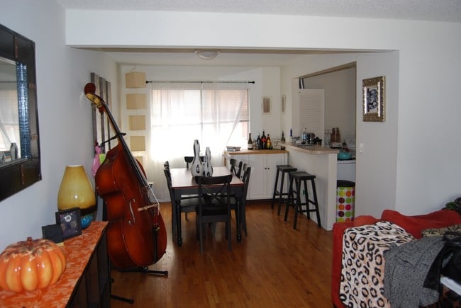 Photo - 2011 Rockefeller Ln