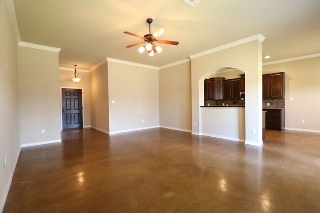 Photo - Stallion 3101 - 3105 Unit Stallion 3101