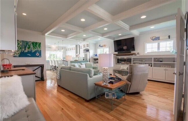 10 Julia Ct