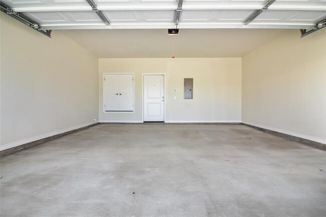 Photo - 518 Whirlaway Dr