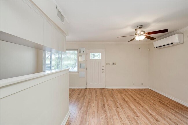 Photo - 1511 Shoal Creek Blvd