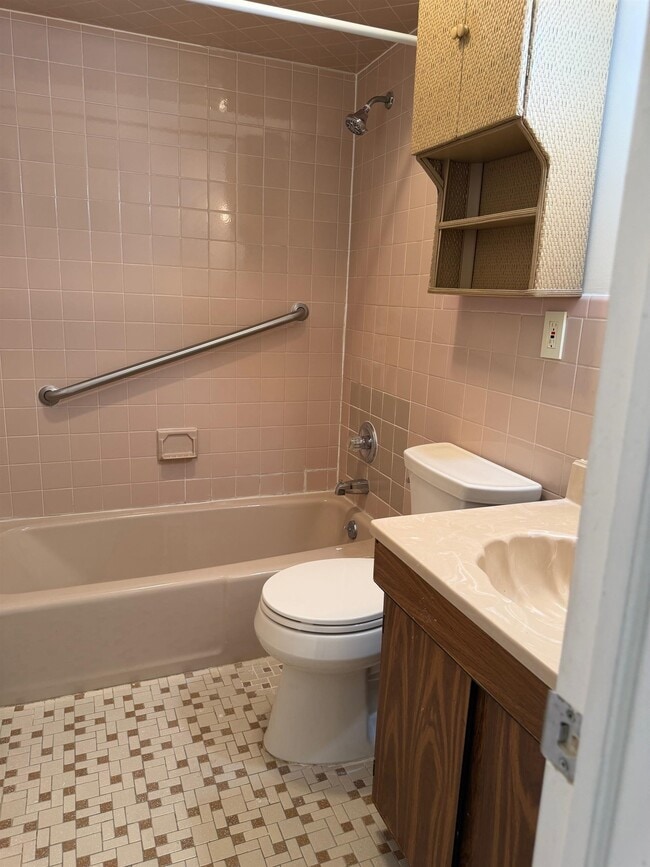 Photo - 729 10th St Unit 3D