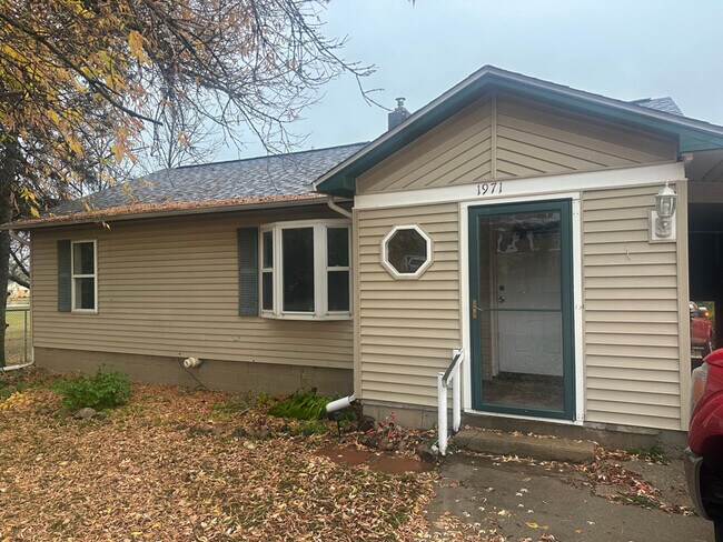 Photo - 1971 Margaret St