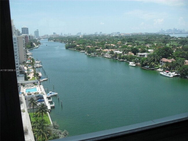 Photo - 5838 Collins Ave Unit PH-F