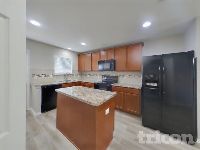 Photo - 13271 Cipresso Palco