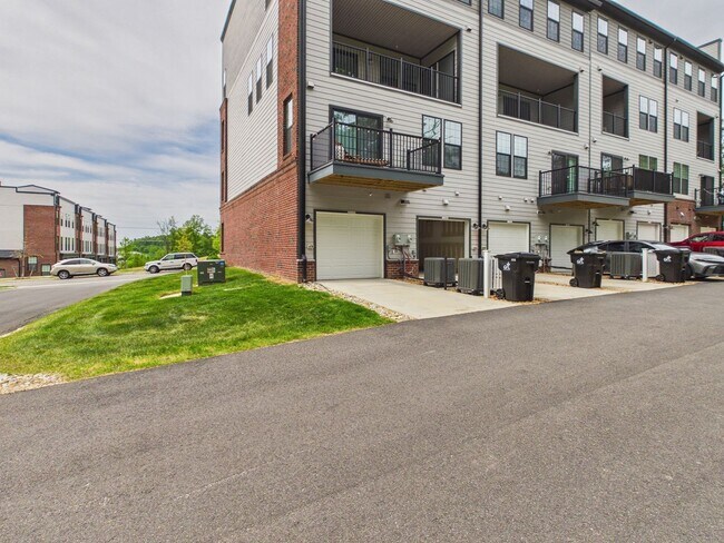 Photo - 13349 Coalfield Station Ln