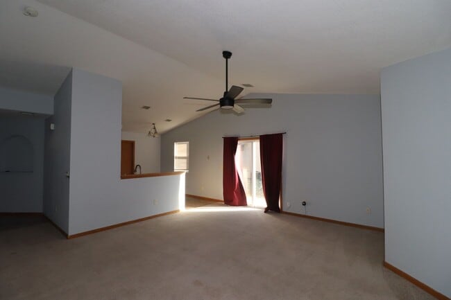 Photo - Spacious duplex for rent!
