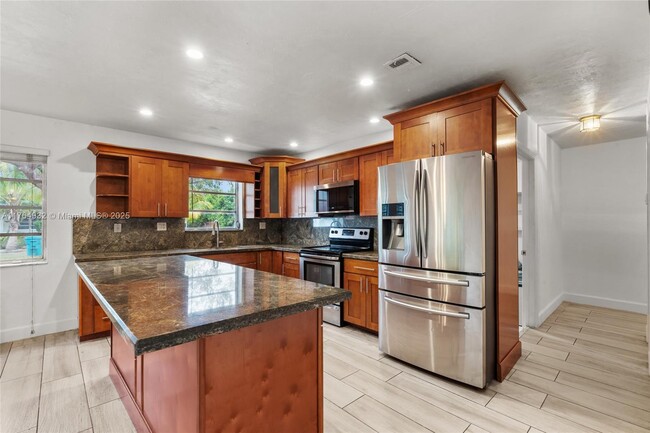 Photo - 16665 SW 93rd Ct Casa