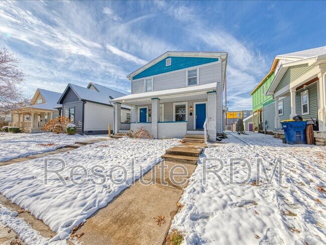 Photo - 1624 Yandes St