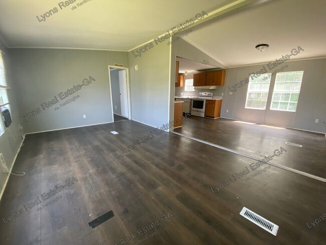 Photo - 604 Sycamore Dr