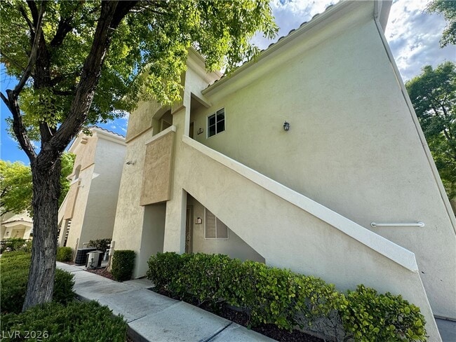 Photo - 1420 Red Crest Ln Unit 101