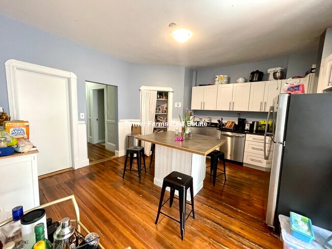 Building Photo - 220 Prospect St Unit 2 Rental