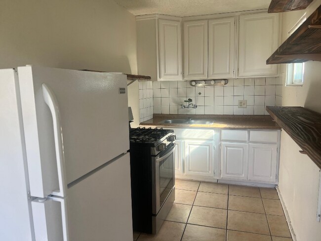 Photo - 2317 Grand Ave Unit 1