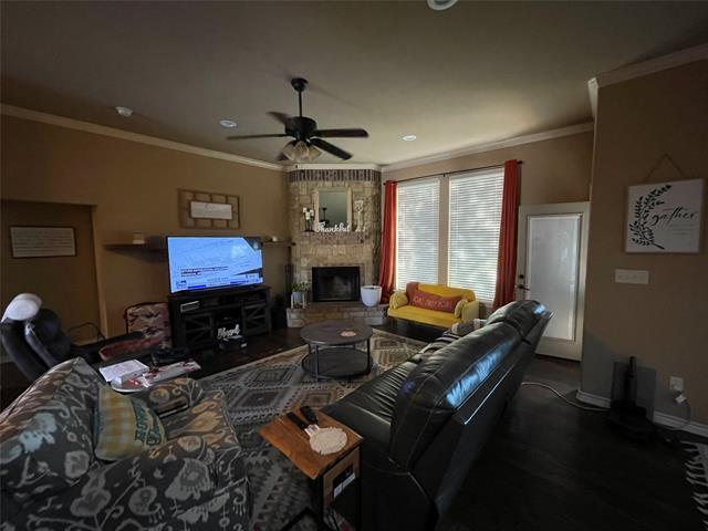 Photo - 1738 Sully Ct