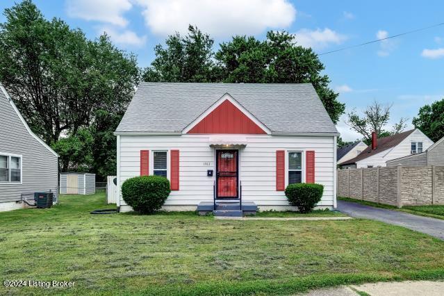 Photo - 1762 Bernheim Ln House