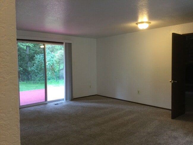 Photo - Spacious Mukilteo Rambler in Harbor Pointe – 3BR, Deck & Private Backyard