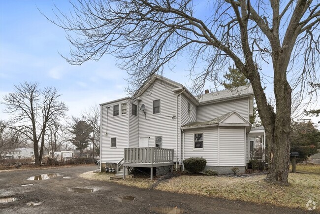 Building Photo - 106 Vine St Unit #1 Rental