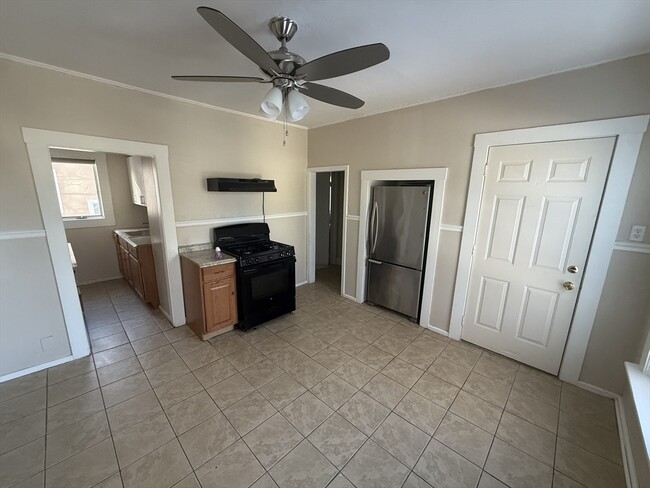 Photo - 11 New Hampshire Ave Unit 2