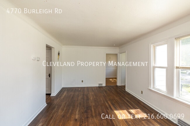Photo - 4770 Burleigh Rd