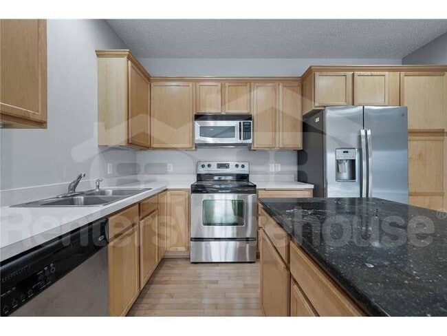 Photo - THE LAKES - 2 Bedroom Townhome