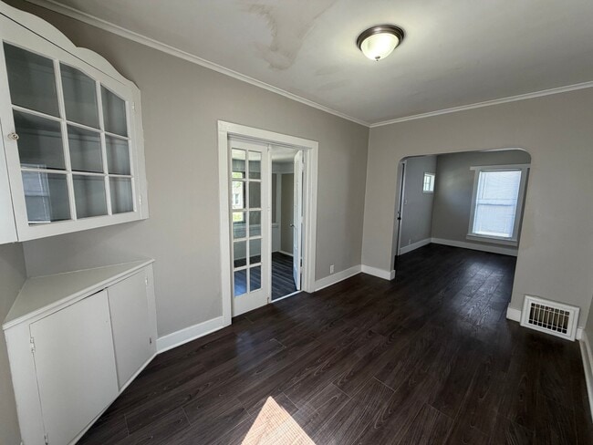 Photo - 2748 11th Avenue C Unit 1