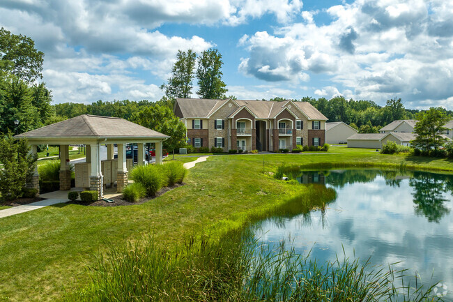 Building Photo - Woods at Perry Lane Rental