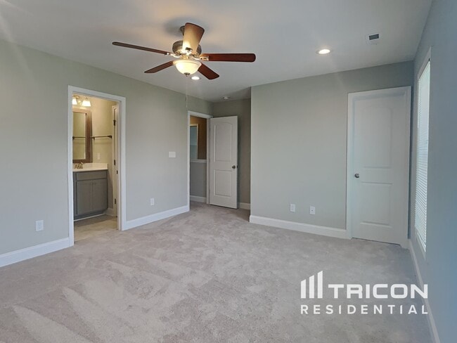 Photo - 49 Fish Whistle Ct