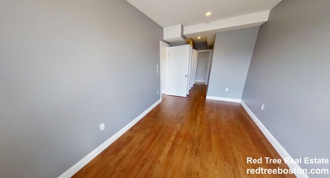 Photo - 370 D St Unit 3