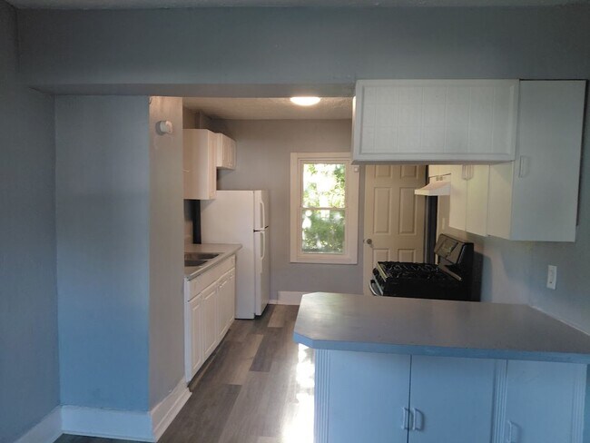 Photo - Three-bedroom one bathroom home for rent