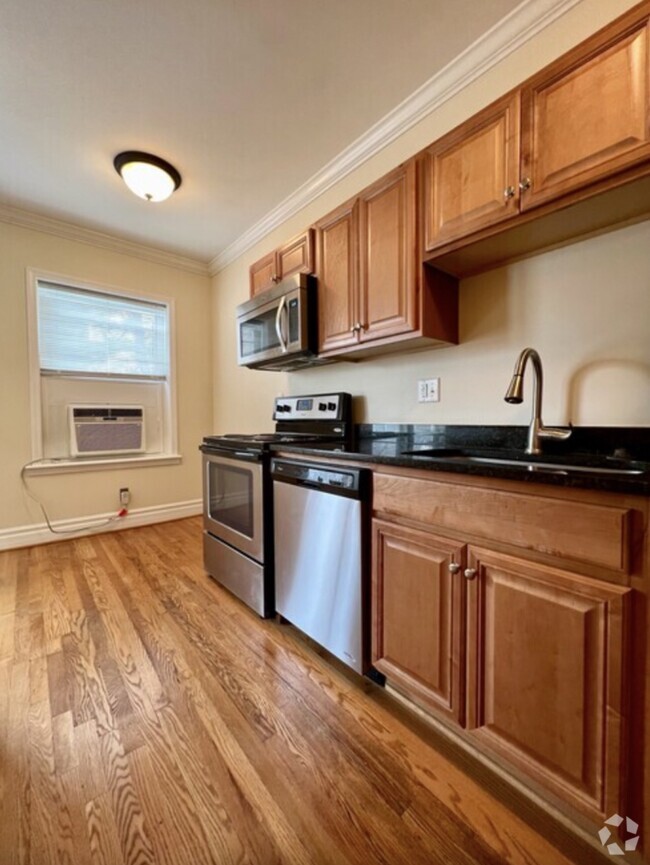 Stainless & Granite - 4245 West Pine Ave Rental