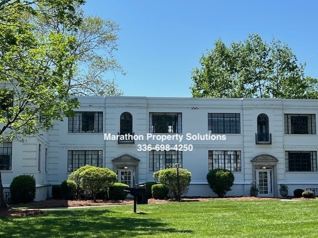 Building Photo - 1700 N Elm St Unit K4
