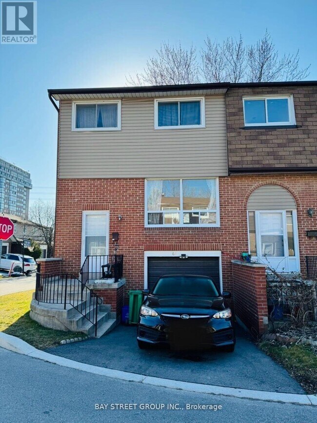Photo - 3025 Cedarglen Gate