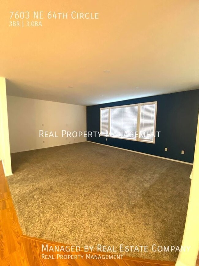 Photo - 7603 NE 64th Cir