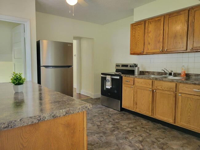 Photo - Floor-tastic Retreat: Rent this 3 Bed/1 Ba...