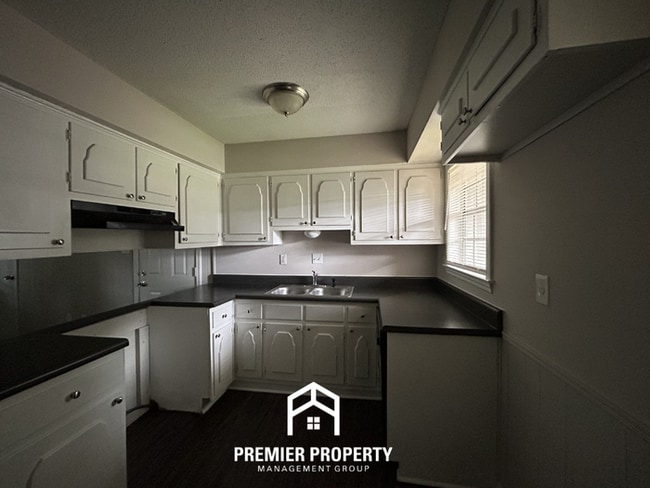 Photo - Charming 3BR/2BA Horn Lake Home | Hardwood Floors, 2-Car Garage & Fenced Yard