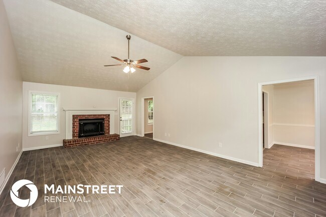 Photo - 1056 Whistle Dr