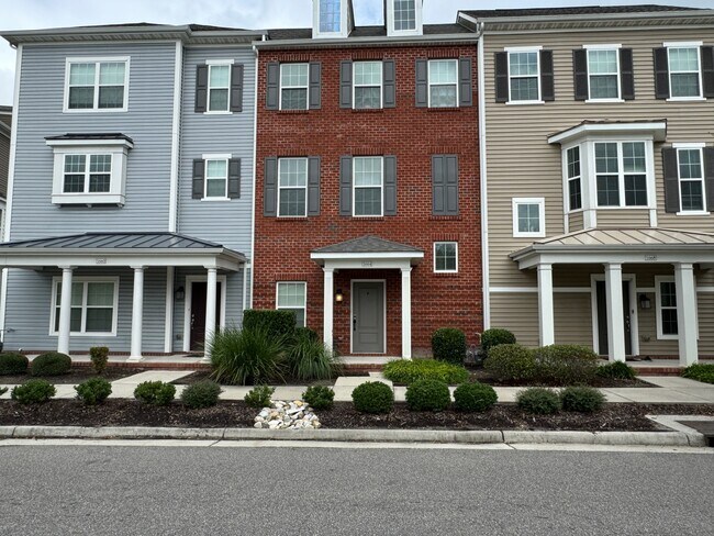 Photo - 1664 Beckenham Wy