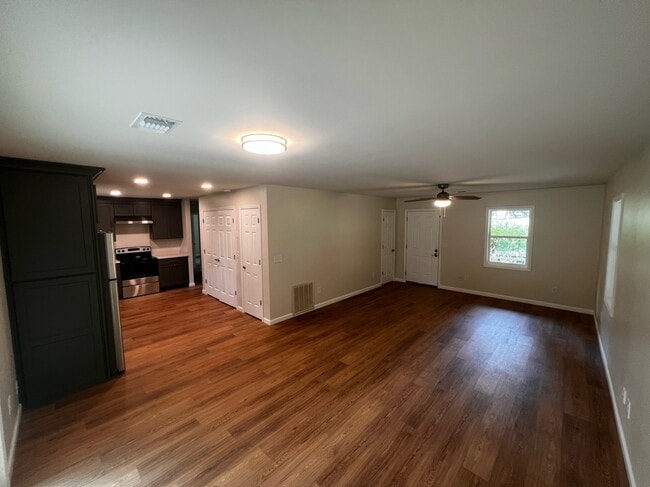 Photo - 3025 Barrett Ct